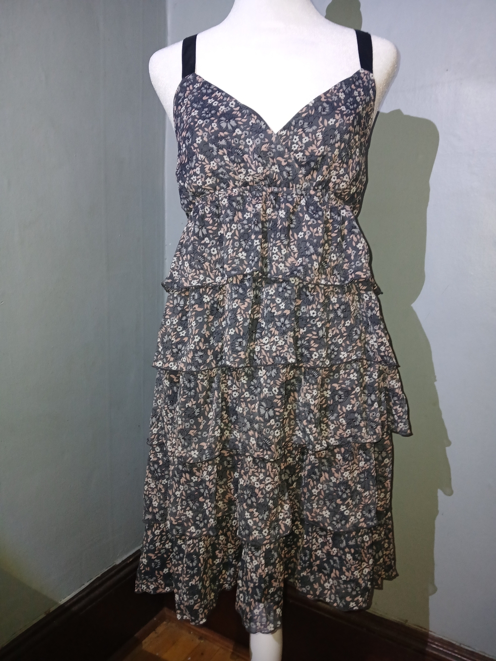Old Navy Blue & White Floral Mini Dress | Ruffle Layered Fit | Size S
